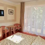 5 Debow Bed & Breakfast 3*