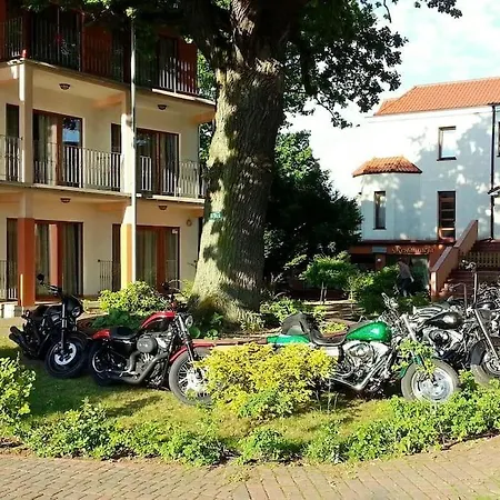 Bed & Breakfast 5 Debow 3*