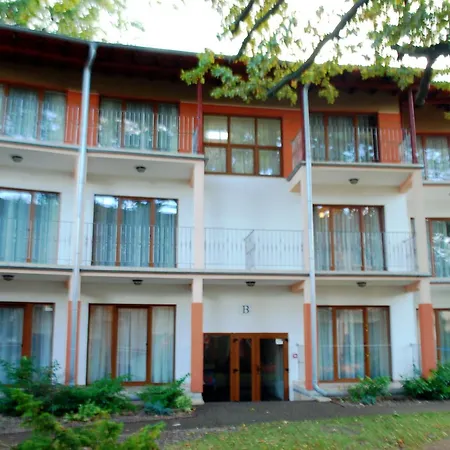 Bed & Breakfast 5 Debow Miedzyzdroje