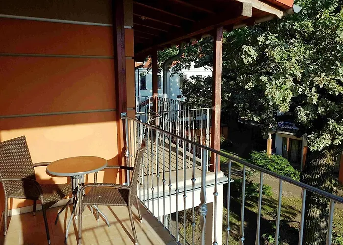 Bed & Breakfast 5 Debow 3*