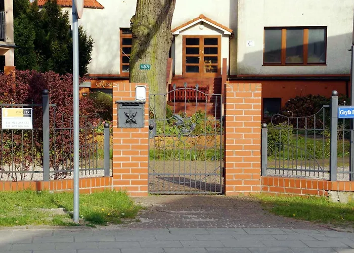 Bed & Breakfast 5 Debow